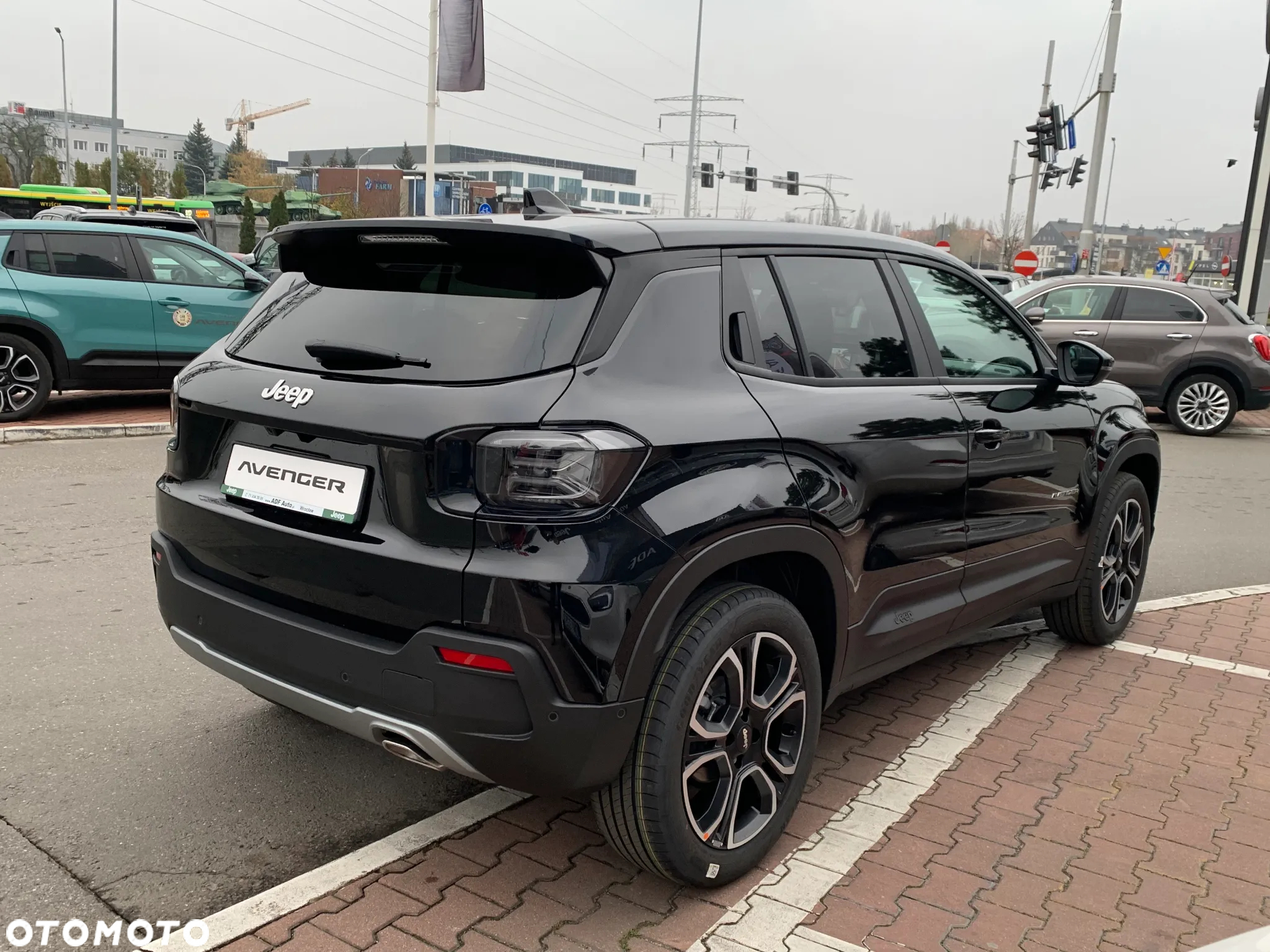 Jeep Avenger 1.2 GSE T3 Summit FWD - 6