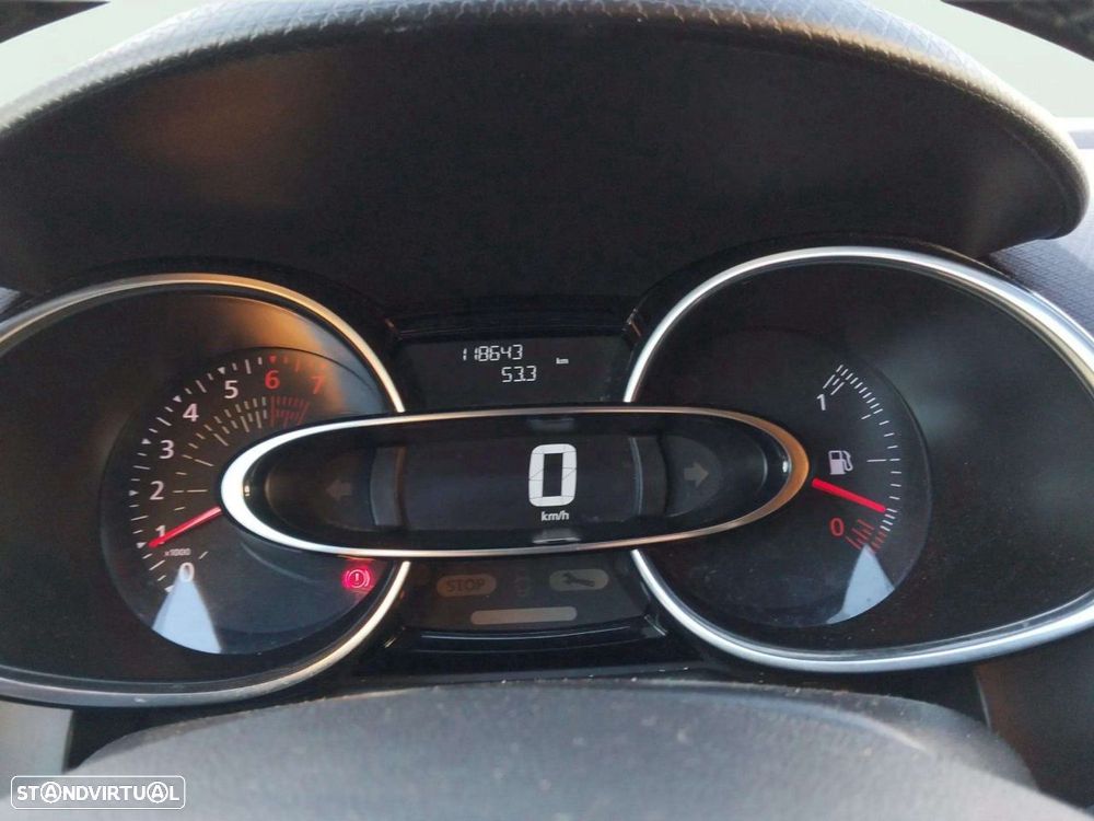 Renault Clio Sport Tourer 0.9 TCe Limited - 9