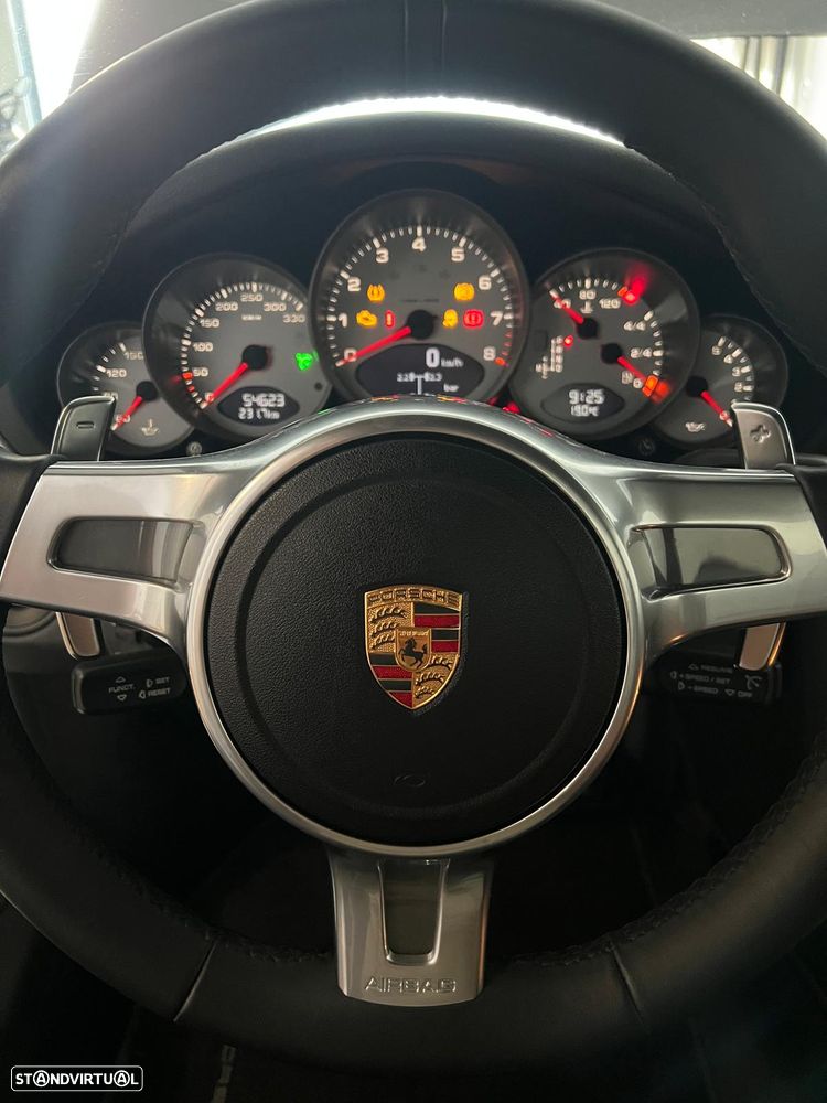 Porsche 911 (997) Carrera 4 S PDK - 11