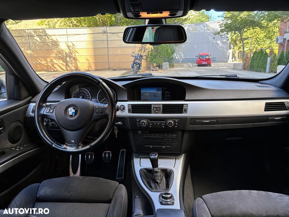 BMW Seria 3 320d - 11