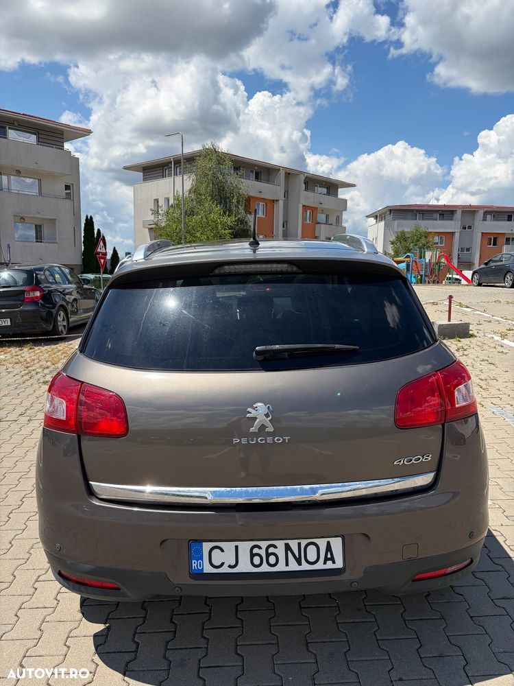 Peugeot 4008 - 4
