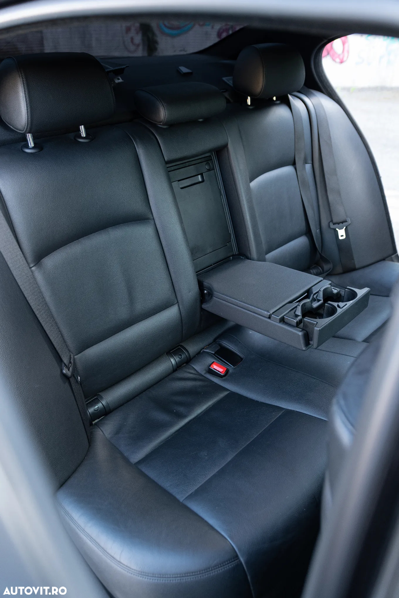 BMW Seria 5 520d xDrive - 9