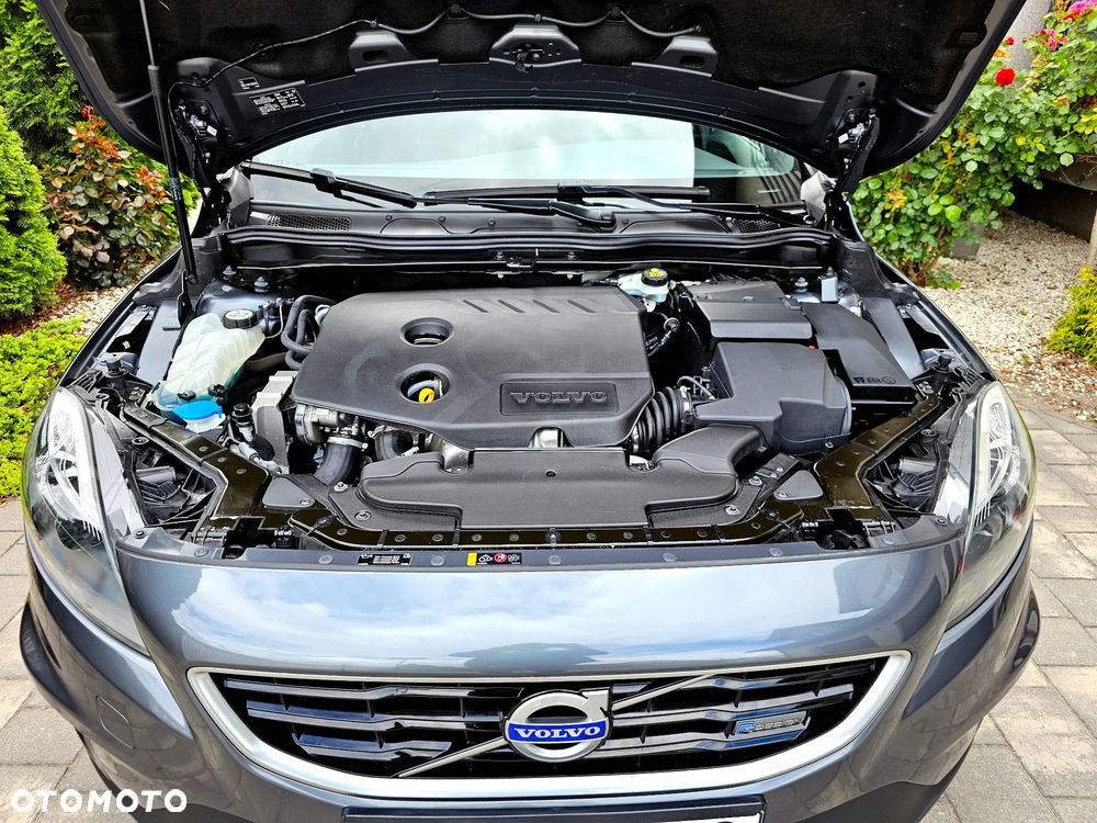 Volvo V40 D2 R-Design Kinetic - 9