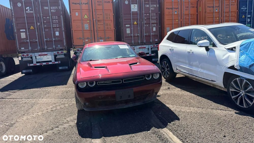 Dodge Challenger - 19