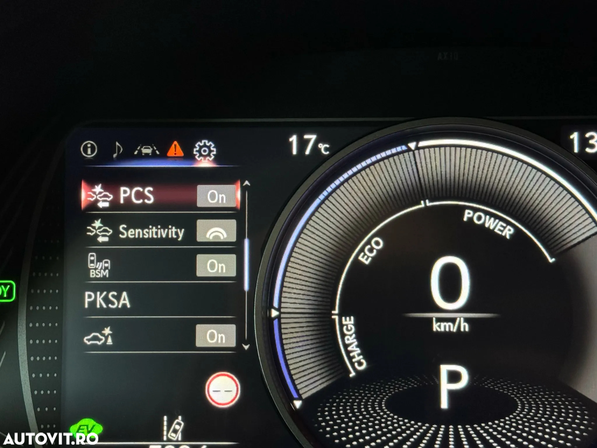 Lexus UX 250h 2.0L HEV 20H- (178 HP) 4X4 CVT F Sport - 29