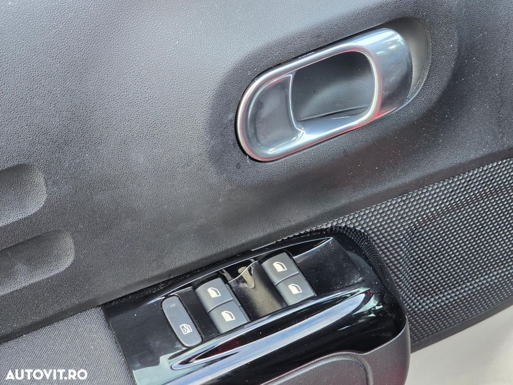 Citroën C3 1.2 PureTech S&S EAT6 Shine - 10