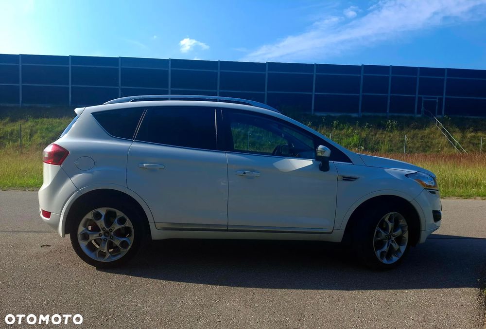 Ford Kuga 2.0 TDCi 4x4 Titanium - 12