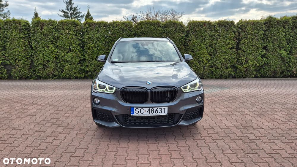 BMW X1 xDrive20i Sport - 4