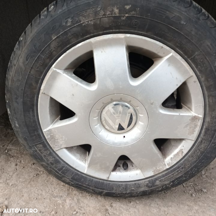 Dezmembrari  VW GOLF 4  1997  > 2006 1.6 16V Benzina - 8
