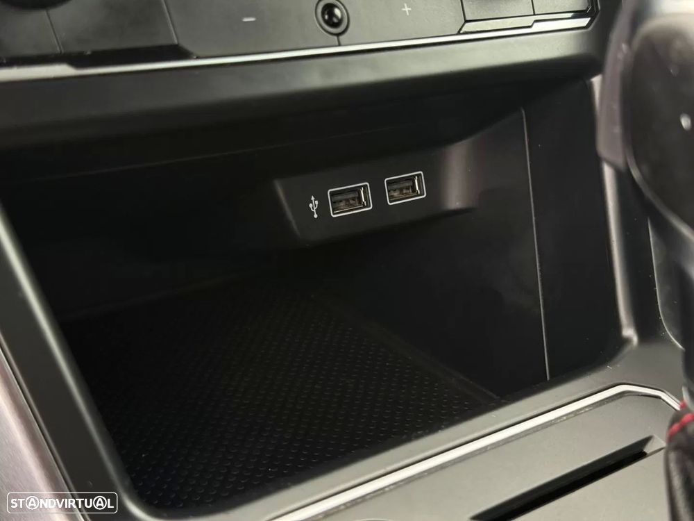 VW Polo 2.0 TSI GTI DSG - 33