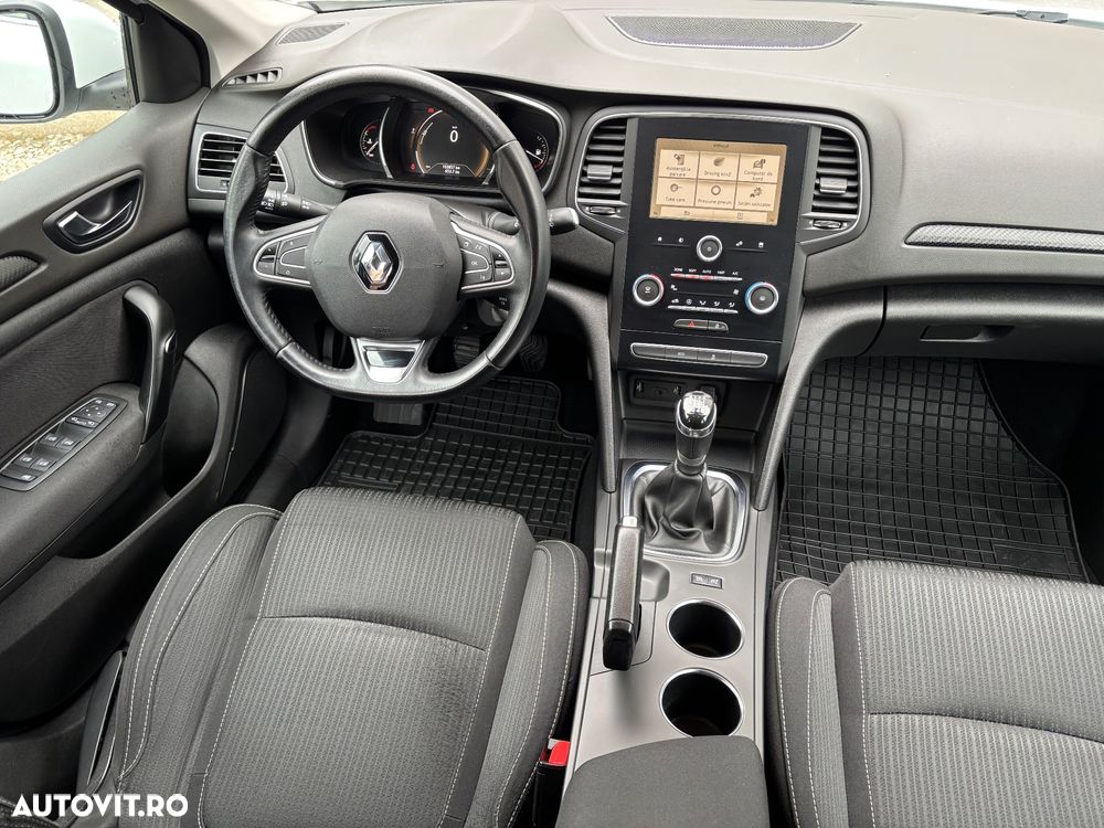 Renault Megane - 9