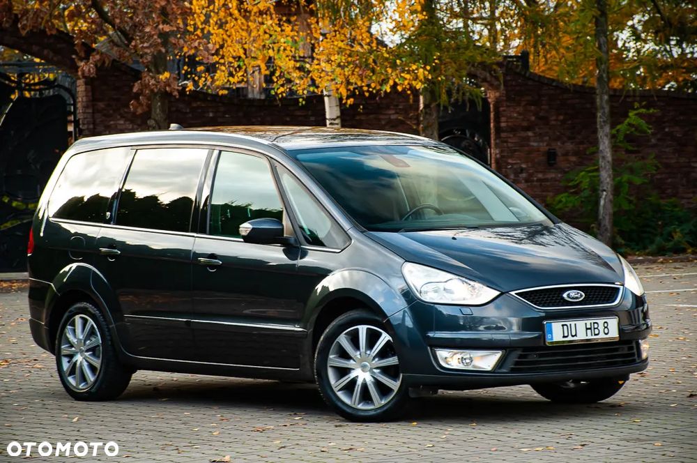 Ford Galaxy 2.0 TDCi Ghia - 19