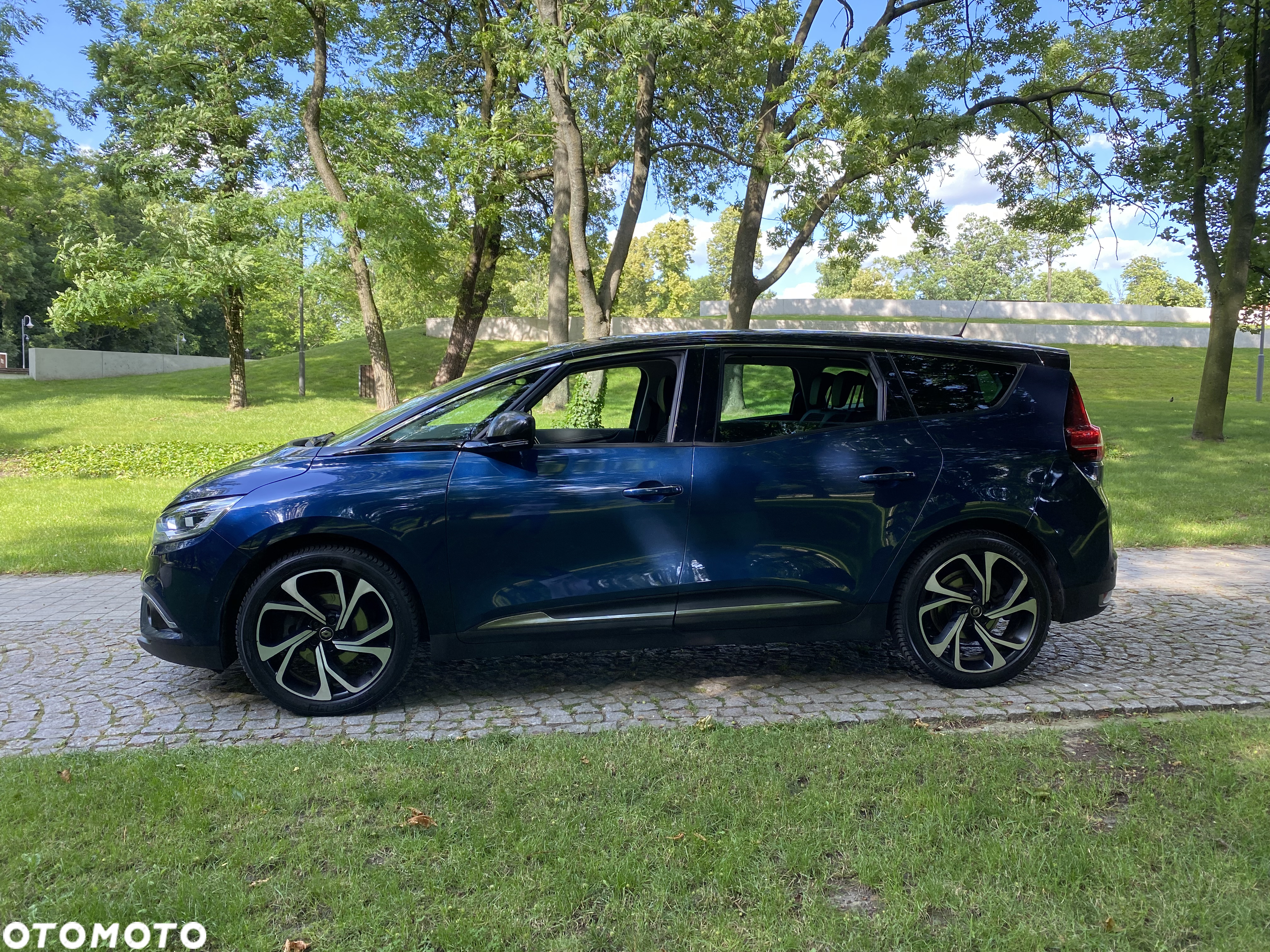 Renault Scenic 1.7 Blue dCi Bose EDC - 3