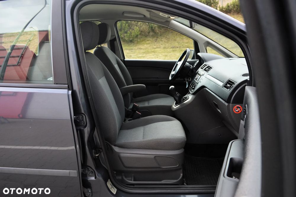 Ford Focus C-Max 1.6 TDCi Ambiente - 11