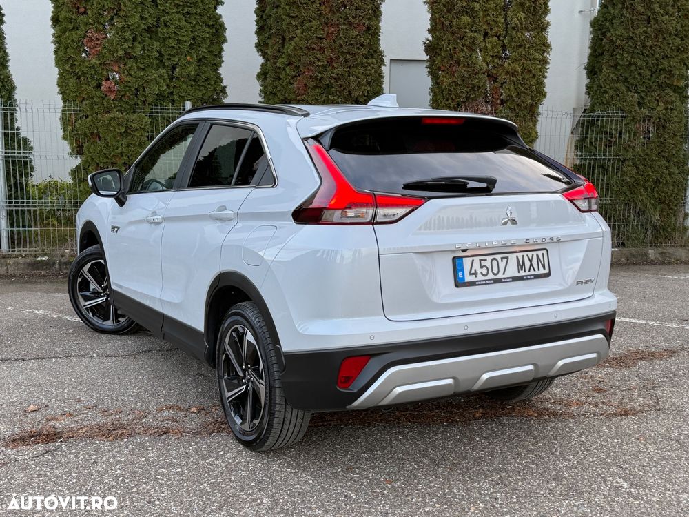 Mitsubishi Eclipse-Cross PHEV Intense+ - 4