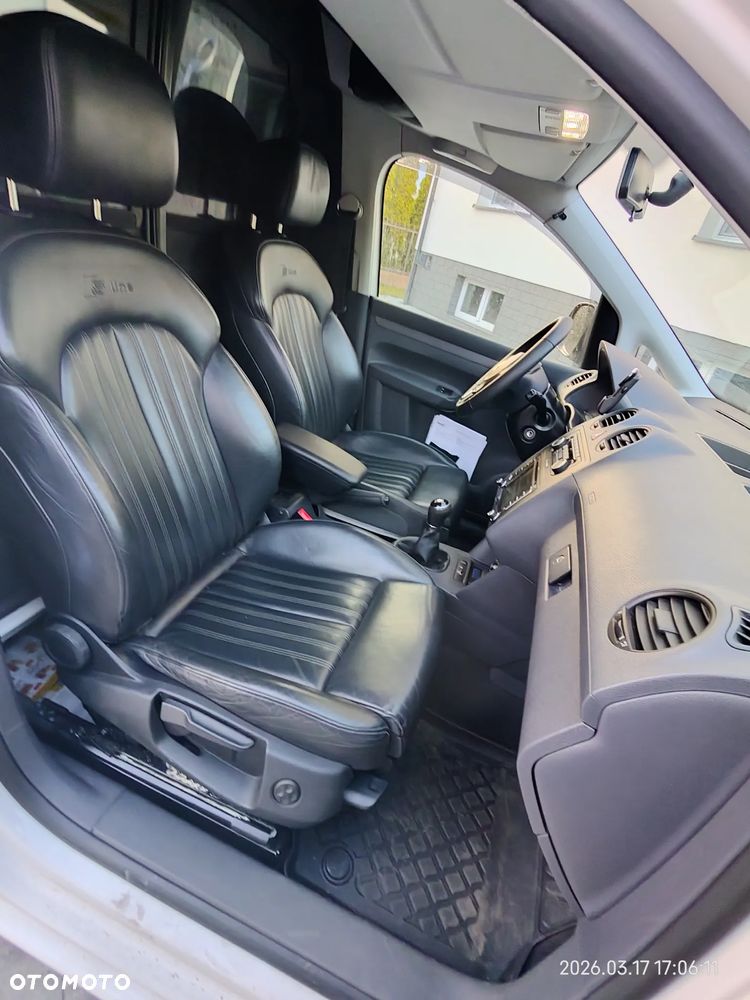 Volkswagen CADDY MAXI - 10