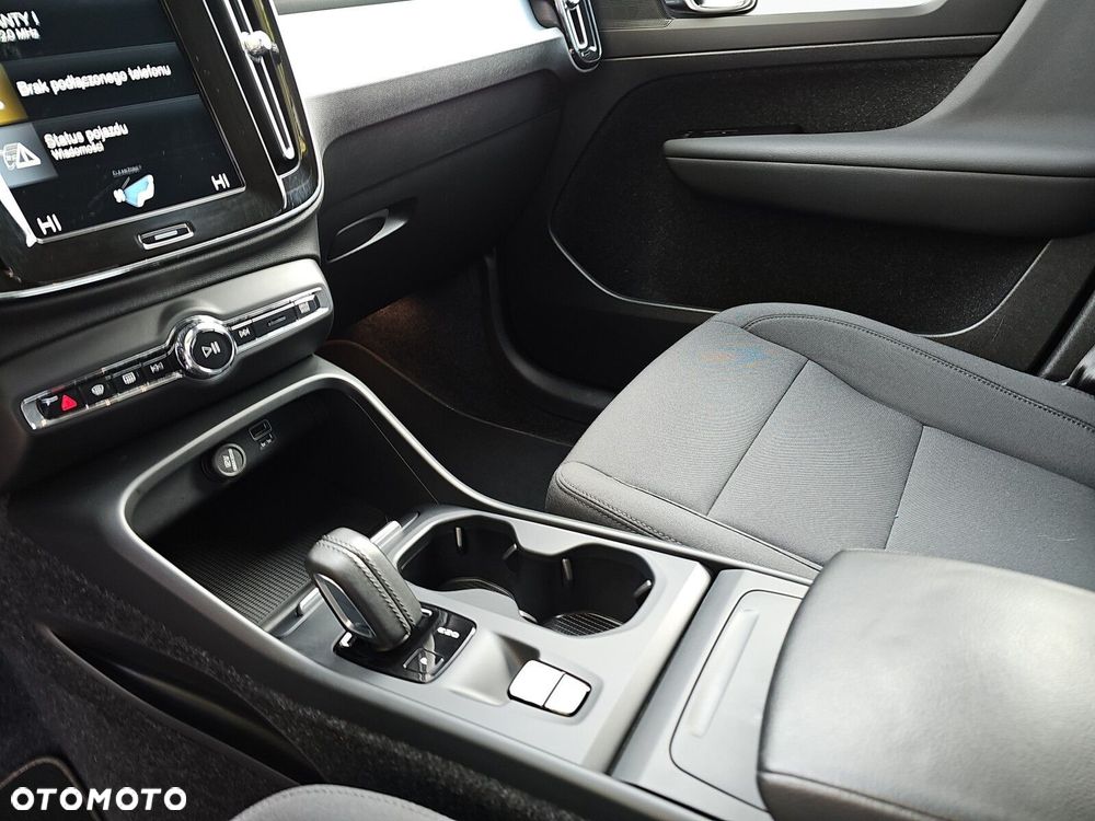 Volvo XC 40 - 21