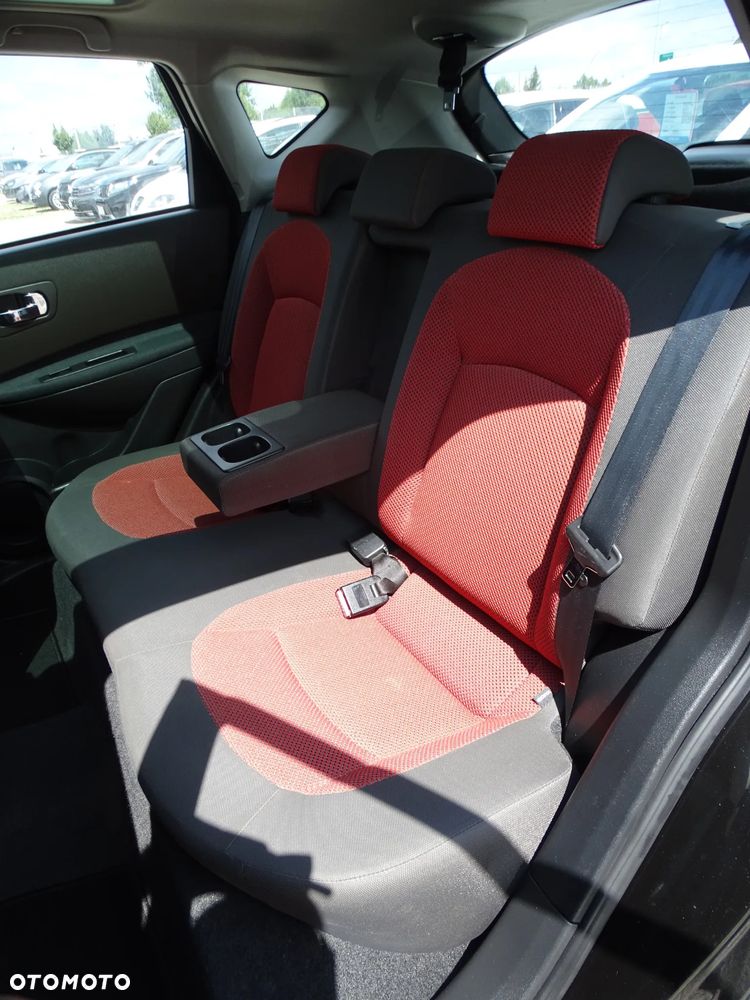 Nissan Qashqai 2.0 dCi Tekna - 12