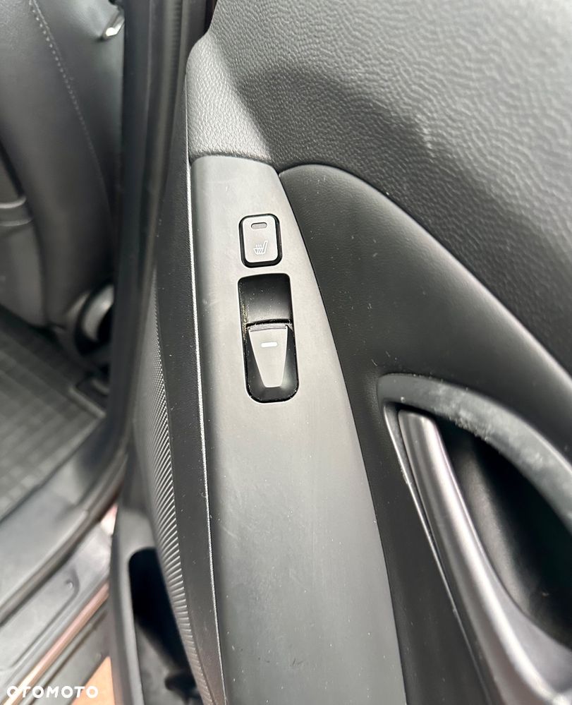 Hyundai ix35 2.0 CRDi 4WD Premium - 25