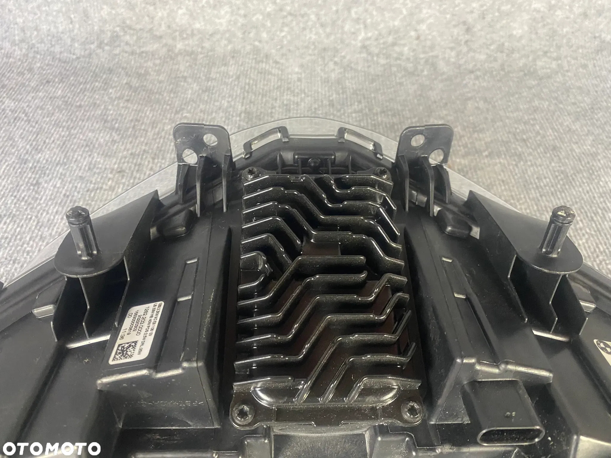 REFLEKTOR LAMPA PRZEDNIA PRZÓD - BMW CE 04 CE04 FULL LED - 20