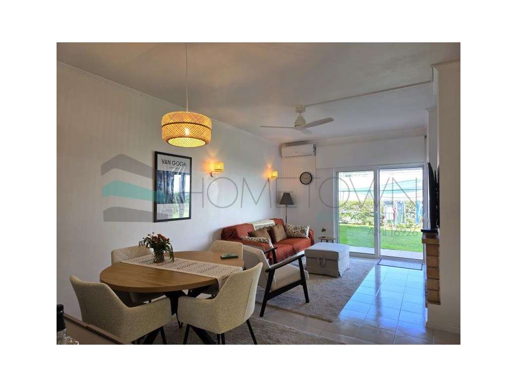 Apartamento T1 renovado em condomínio com piscina em Vilamoura - Grande imagem: 2/23