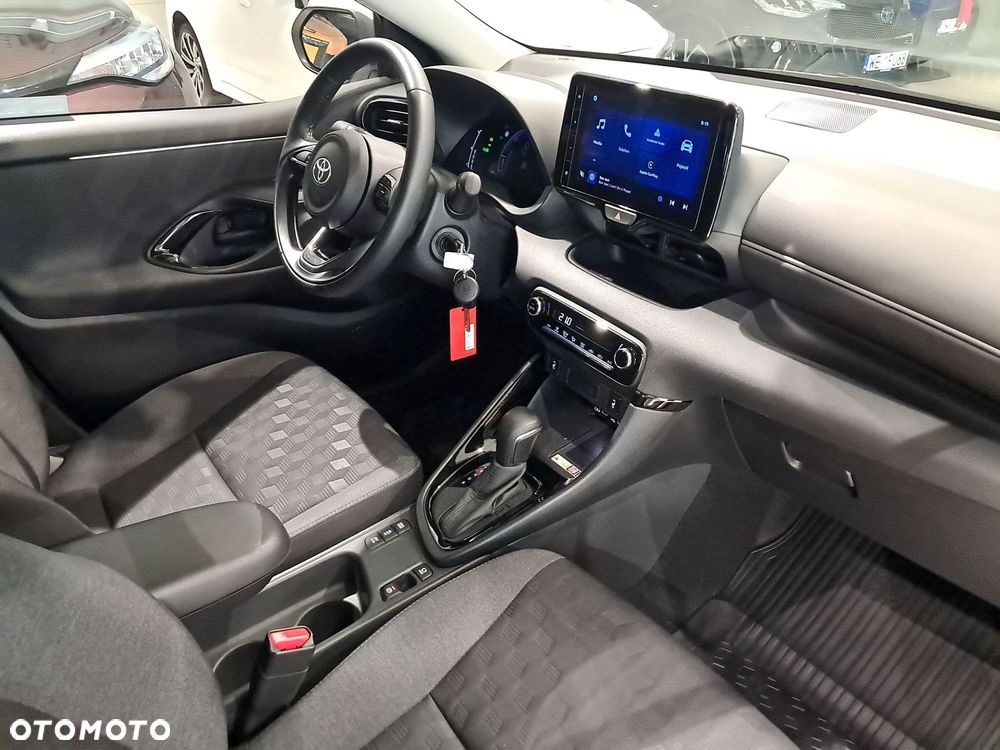 Toyota Yaris Hybrid 1.5 Style - 9