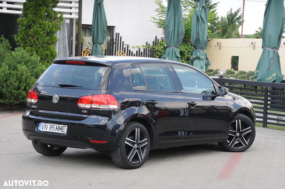 Volkswagen Golf 1.6 TDI DPF Comfortline - 4