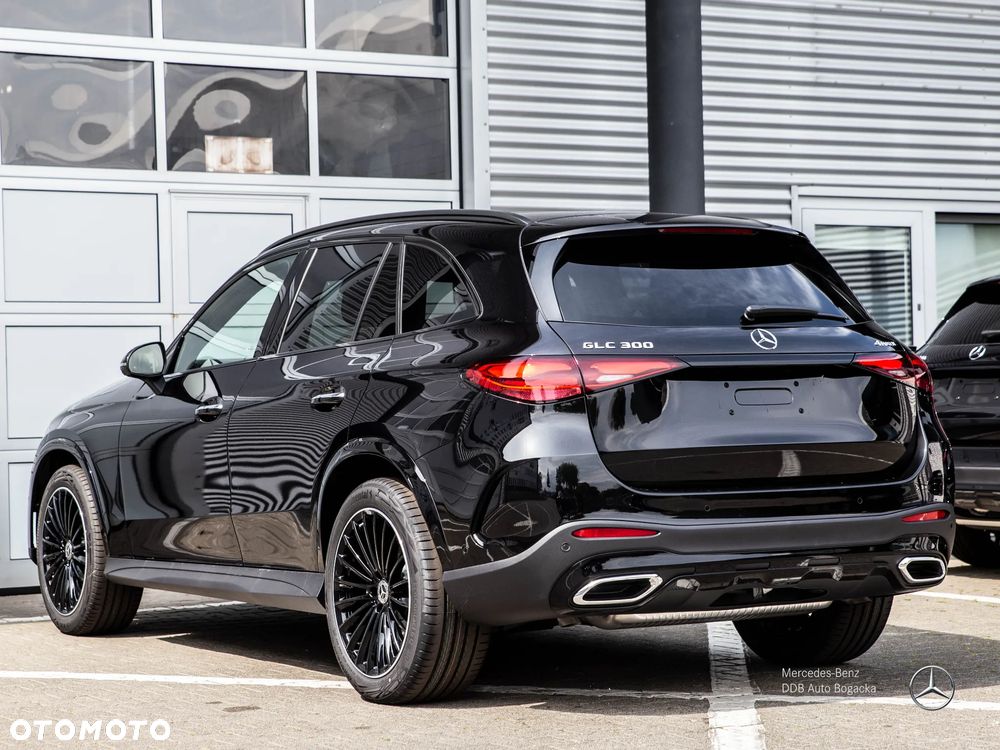 Mercedes-Benz GLC 300 mHEV 4-Matic AMG Line - 5