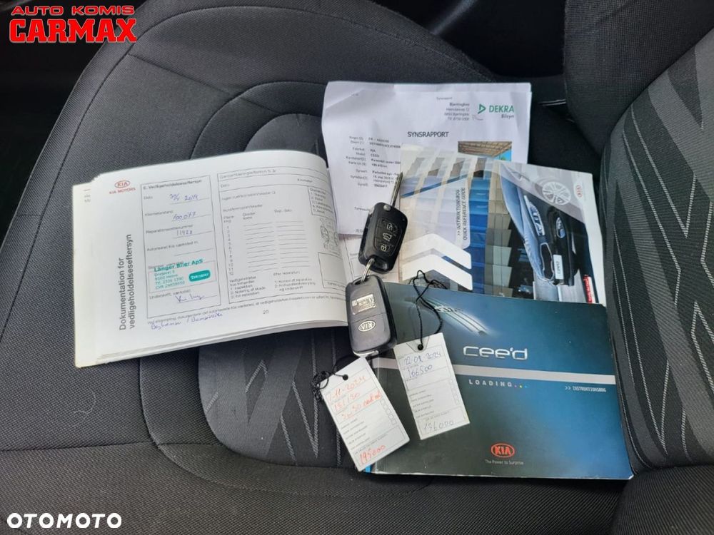 Kia Ceed - 28