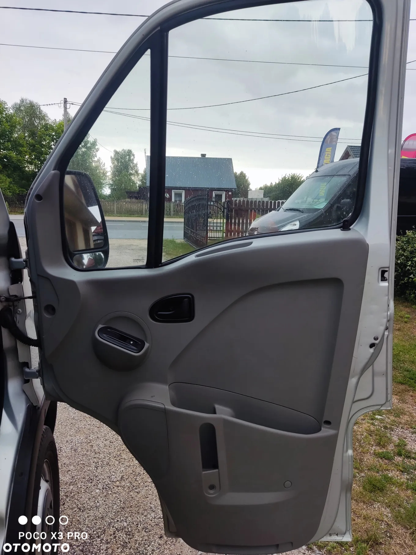 Nissan Interstar - 13