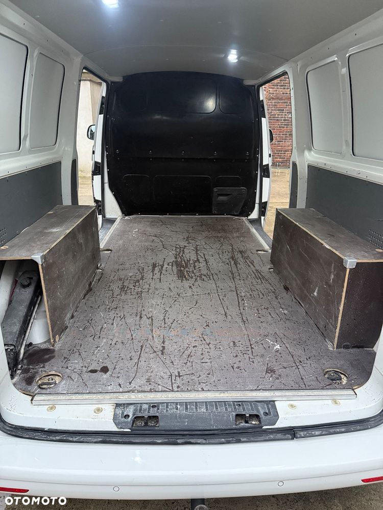 Volkswagen Transporter T6.1 - 21