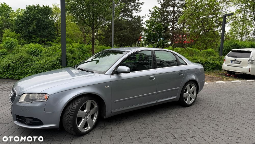 Audi A4 Limousine - 19