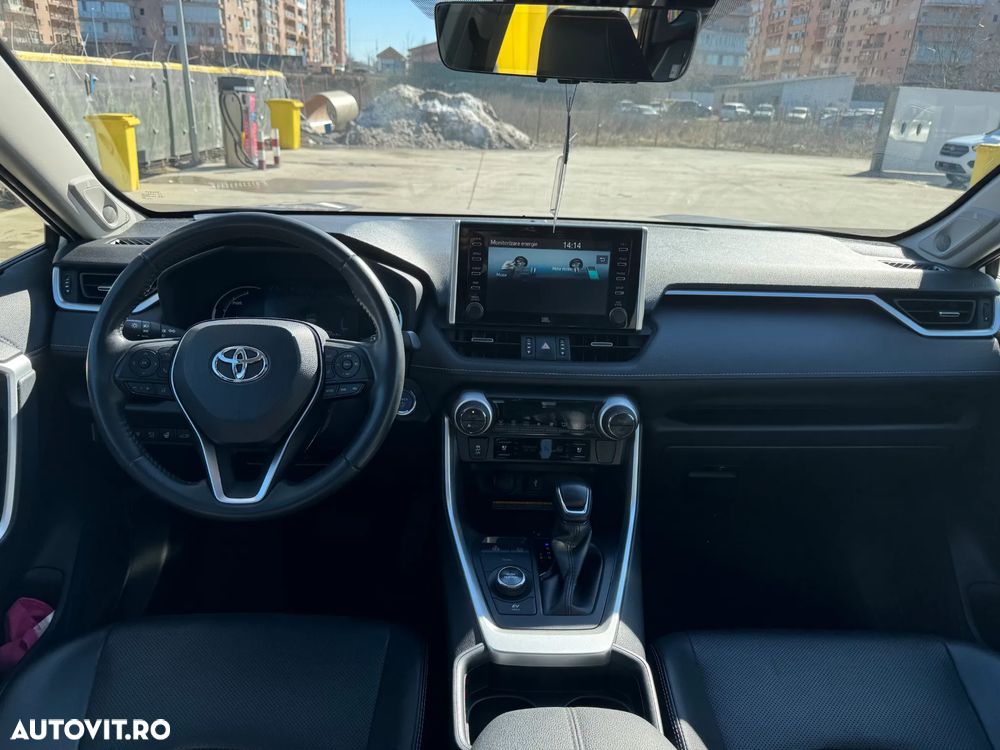 Toyota RAV4 - 4