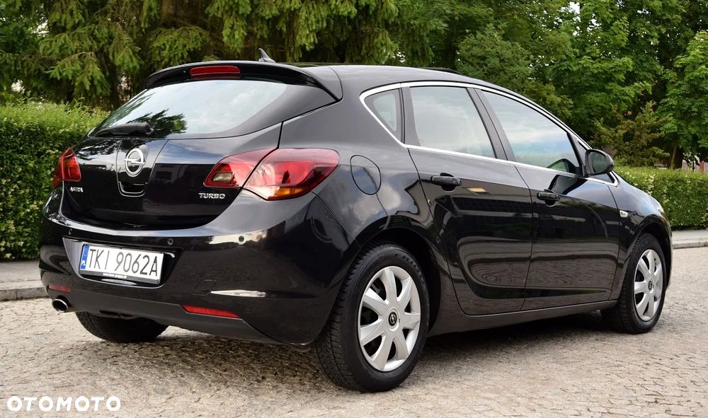 Opel Astra 1.4 T Cosmo - 12