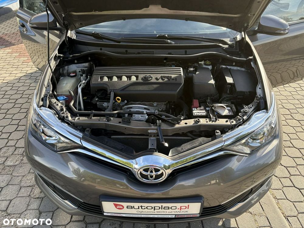 Toyota Auris - 22
