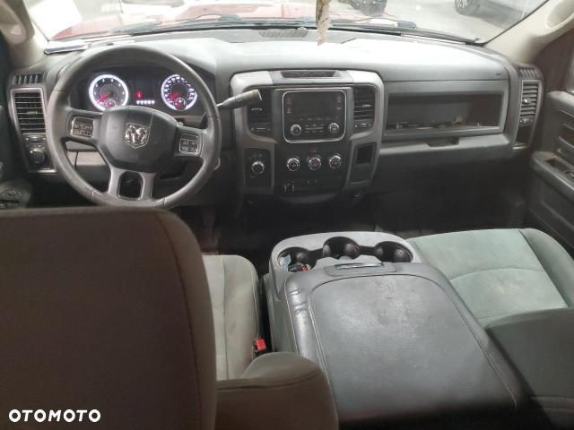 Dodge RAM 5.7 4x4 - 6