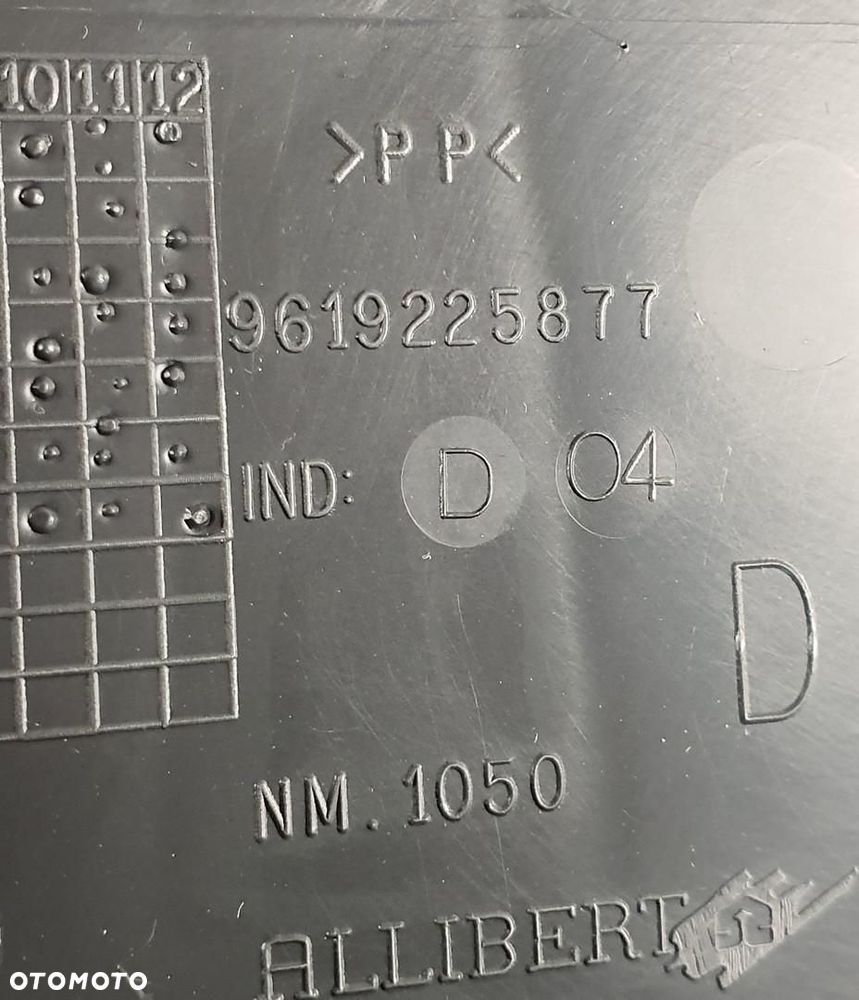 TAPICERKA BOCZEK PRAWY PRZÓD PARTNER BERLINGO I - 6