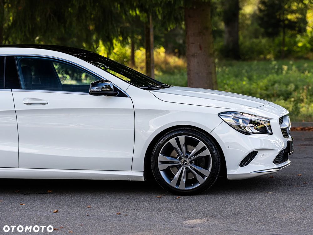 Mercedes-Benz CLA 250 4-Matic Urban - 10