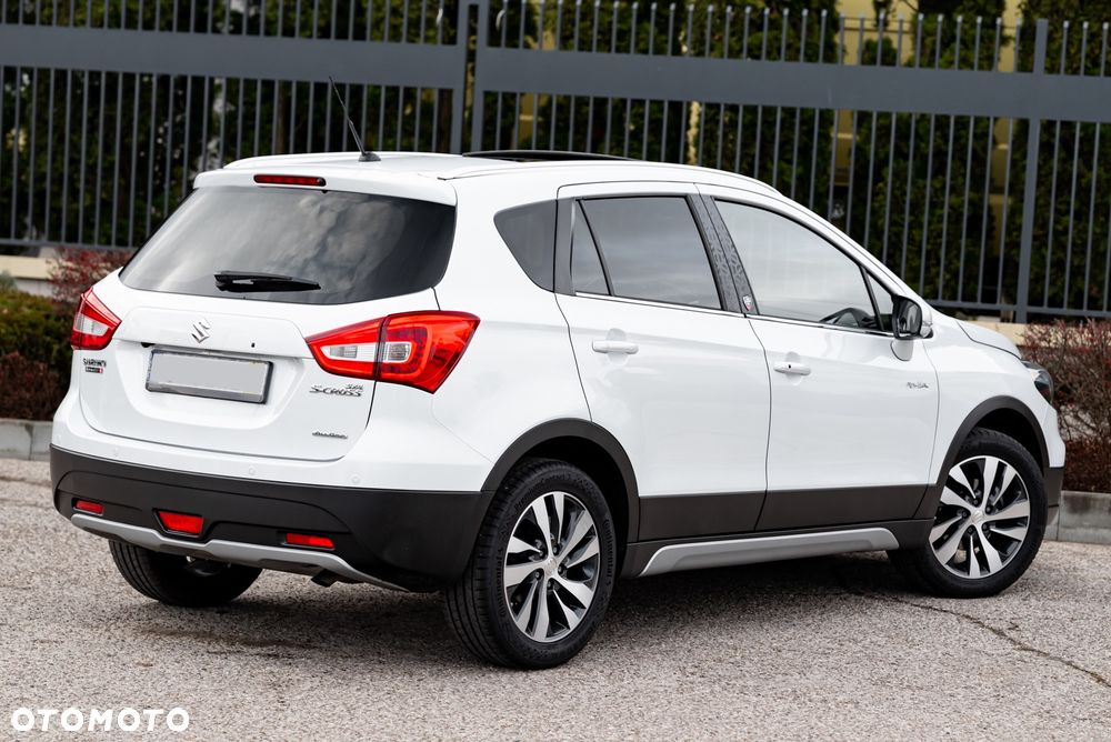 Suzuki SX4 S-Cross 1.4 T Elegance Sun 4WD - 13