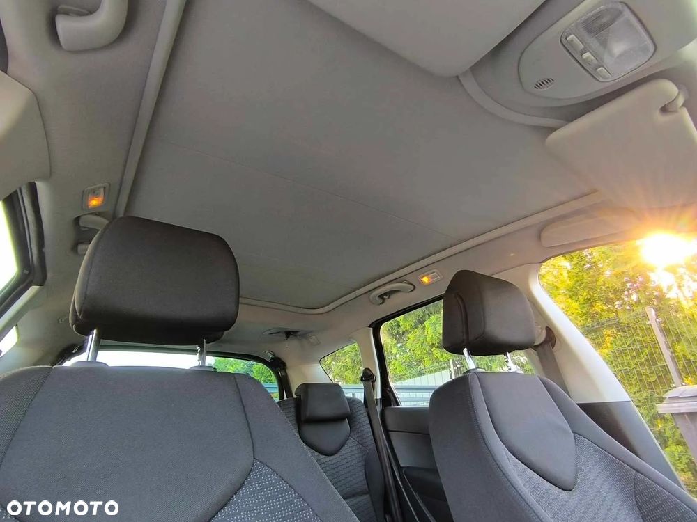 Peugeot 308 1.6 HDi Premium - 8