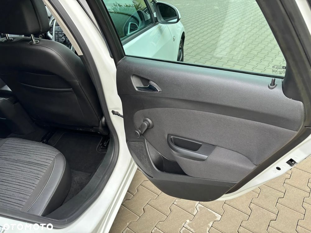 Opel Astra 1.4 Turbo - 21