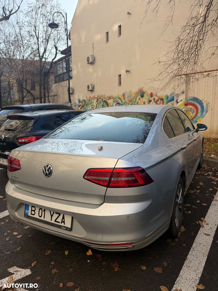 Volkswagen Passat - 5
