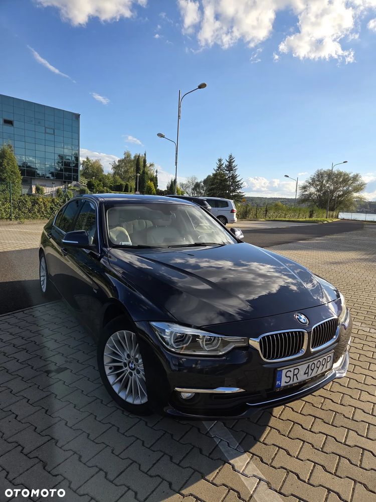 BMW Seria 3 318i - 24