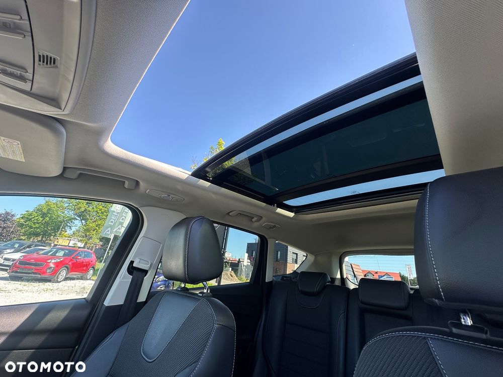 Ford Kuga - 21