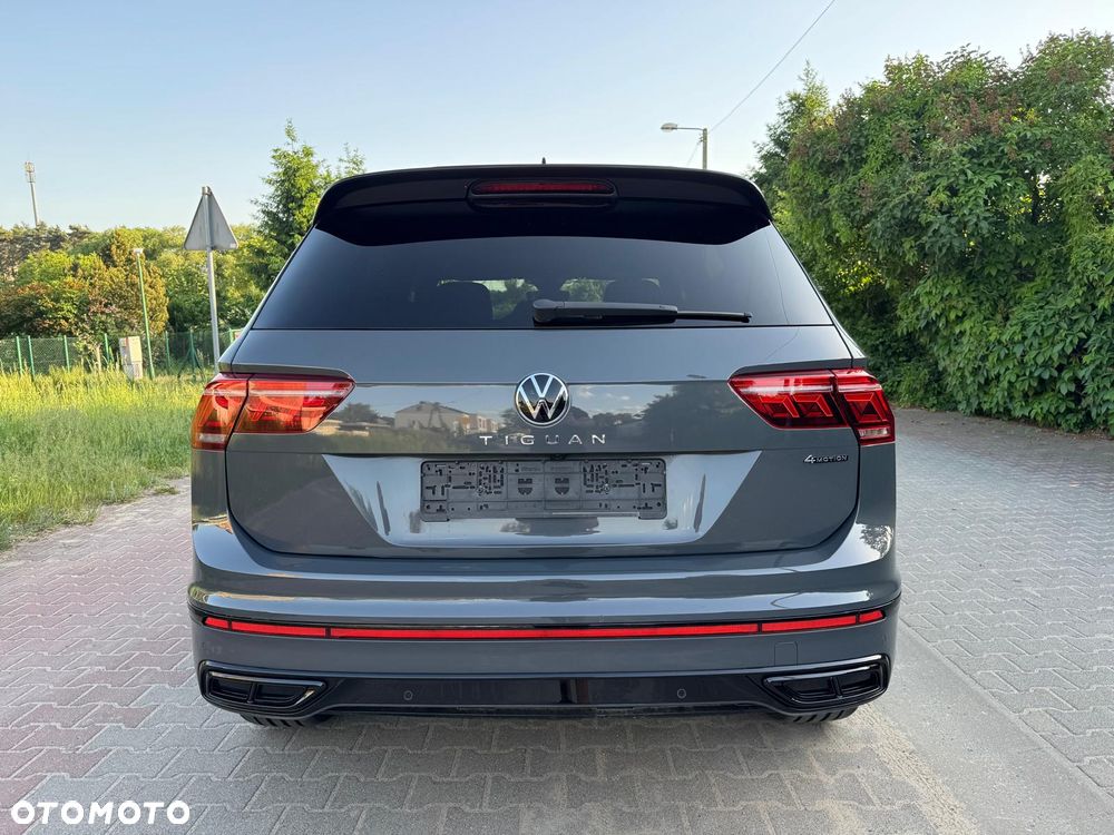 Volkswagen Tiguan 2.0 TDI SCR 4MotION DSG R-Line - 11