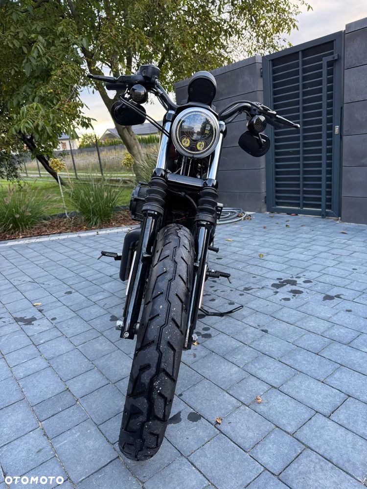 Harley-Davidson Sportster Iron 883 - 6