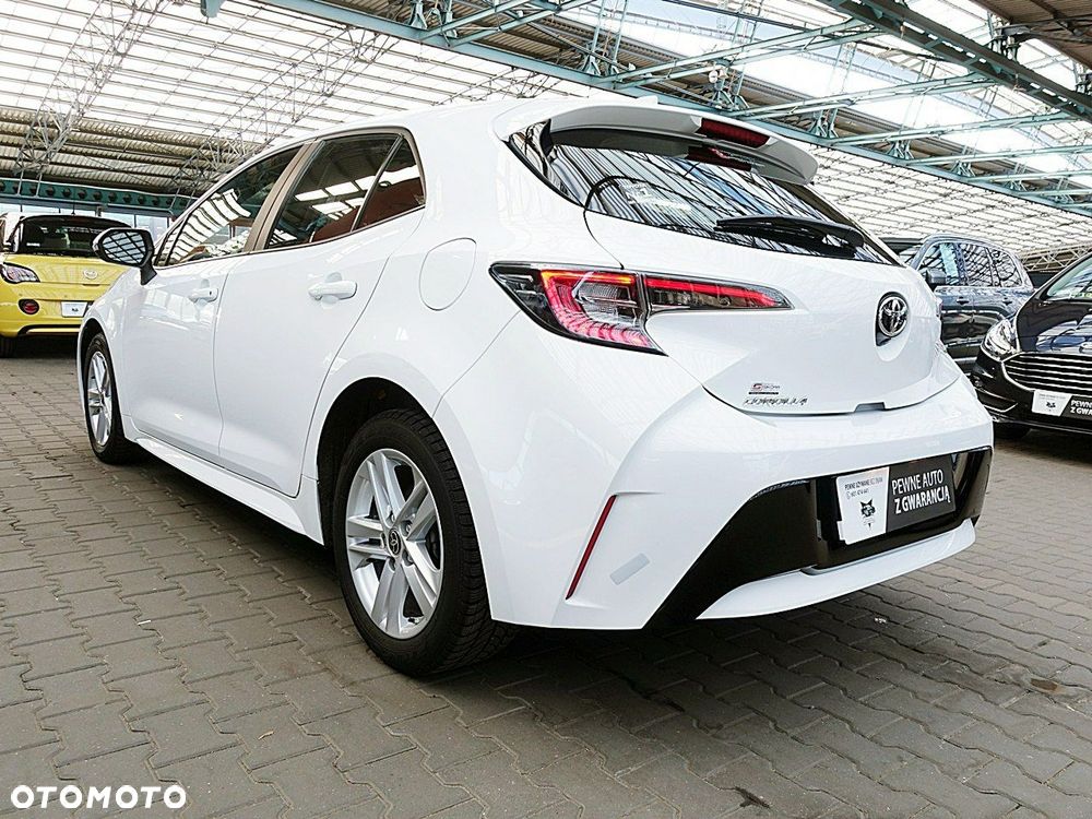 Toyota Corolla - 10