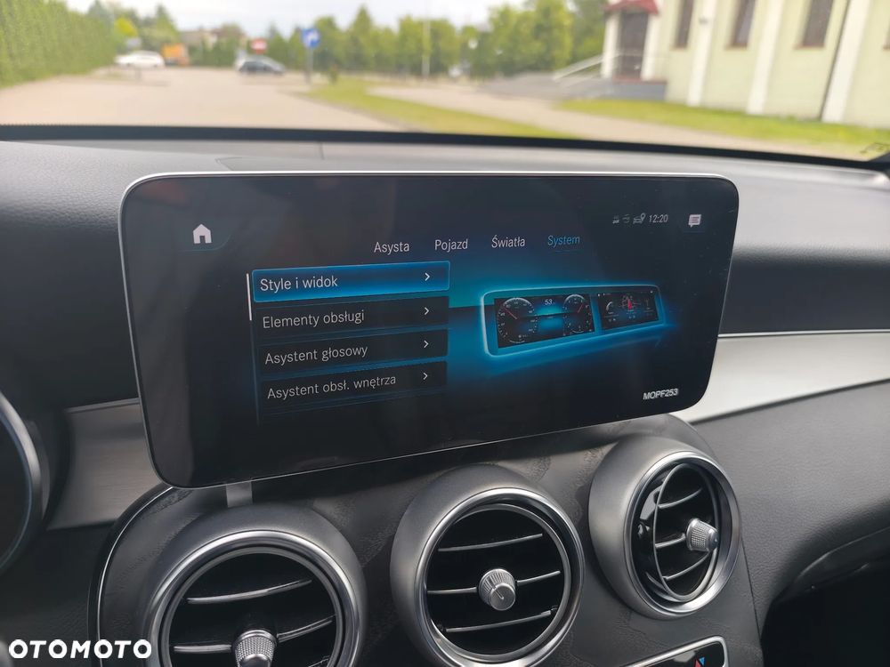 Mercedes-Benz GLC 220 d 4Matic 9G-TRONIC AMG Line Plus - 19