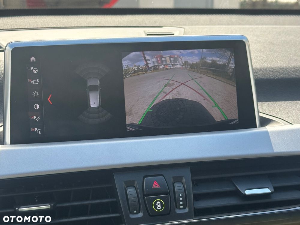 BMW X1 sDrive18d Advantage sport - 24