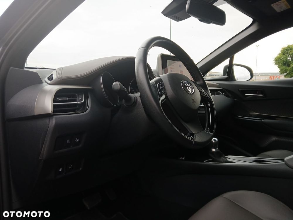 Toyota C-HR 2.0 Hybrid Executive - 15